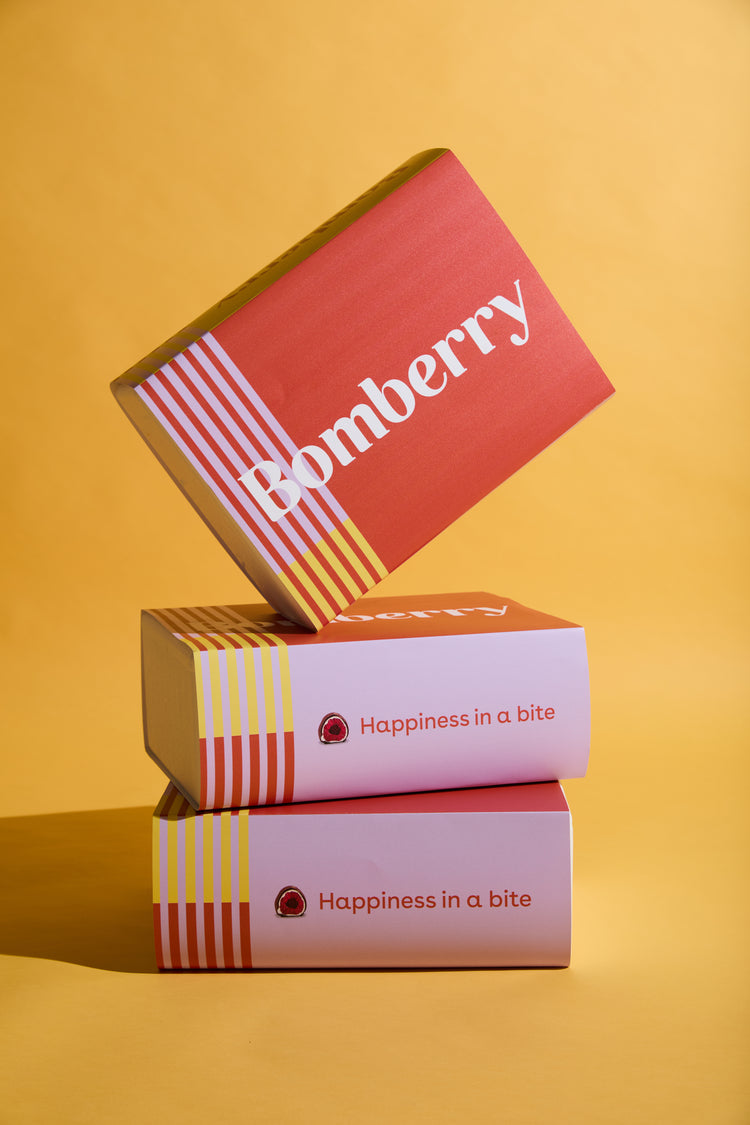 Bomberry | Frozen raspberries dipped in Belgian chocolate